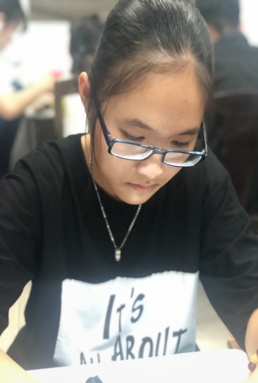 Hồ Việt Mai Phương, một học sinh giỏi, vui tính và đam mê hội họa
